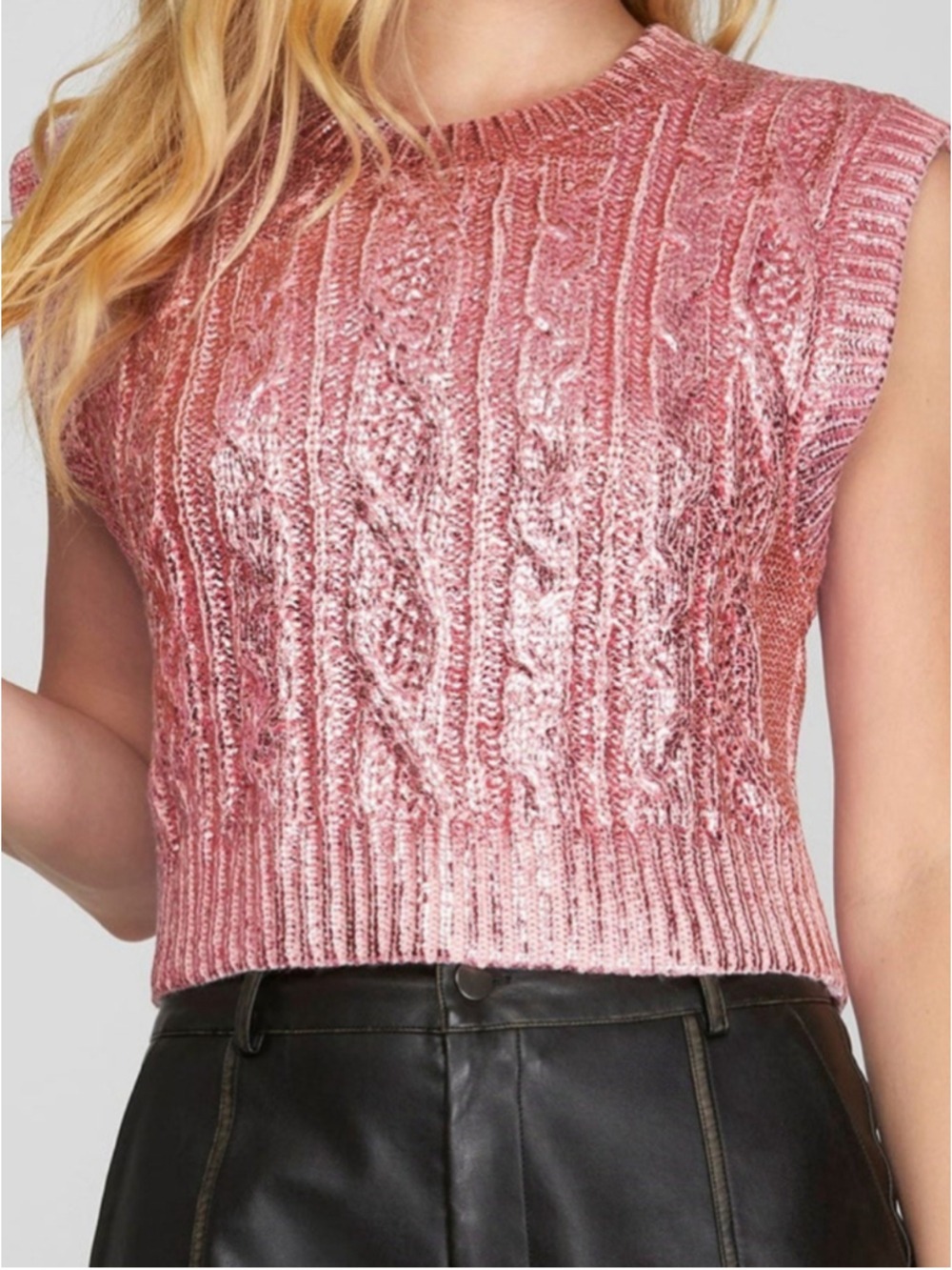 SHE+SKY Cable Knit Metallic Foil Women's Medium Cropped Sweater Vest